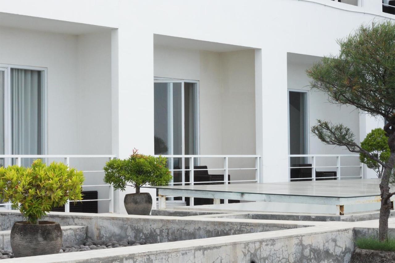Bromo Park Hotel Probolinggo Exterior foto